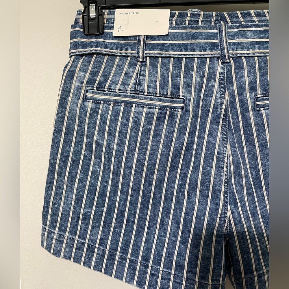 NWT American Eagle Stretch Highest Waist Mom Shorts Size 8 - Picture 6 of 8
